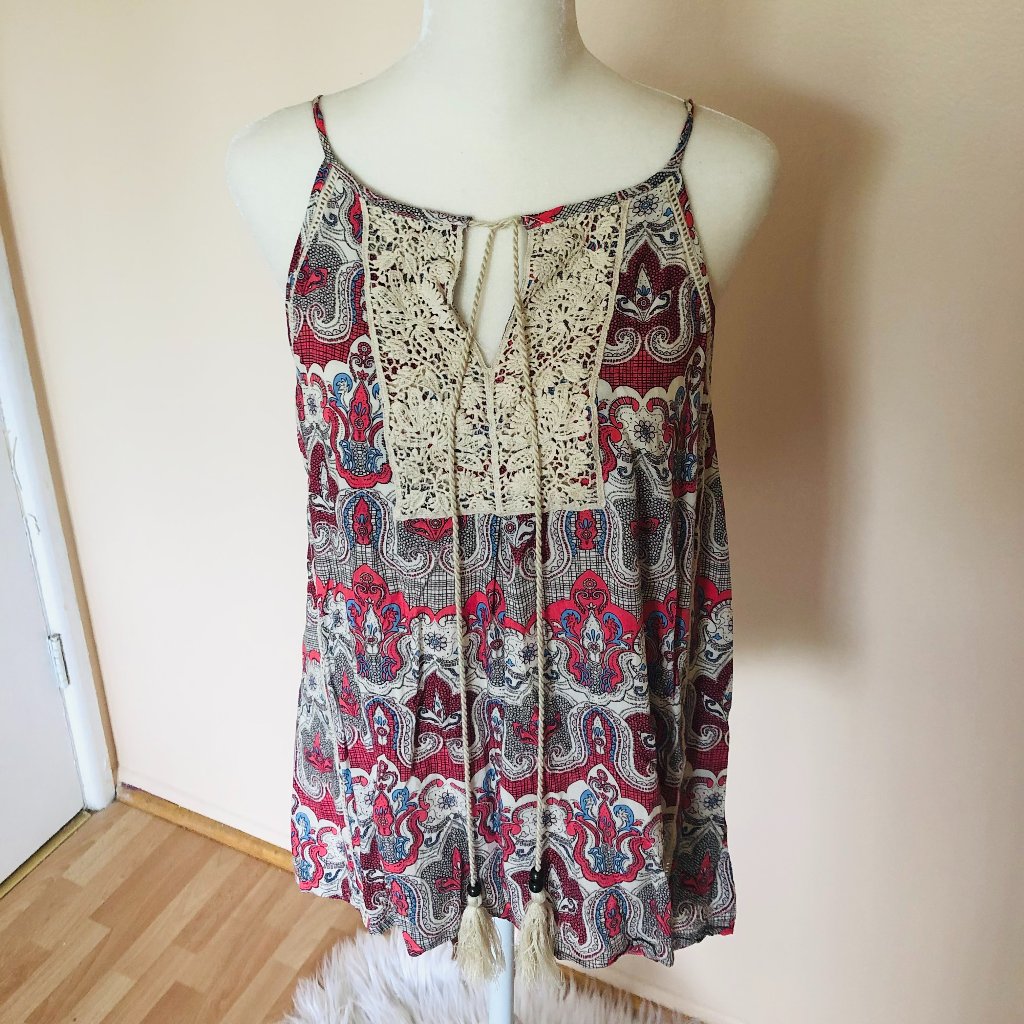 Solitaire Patterned Top